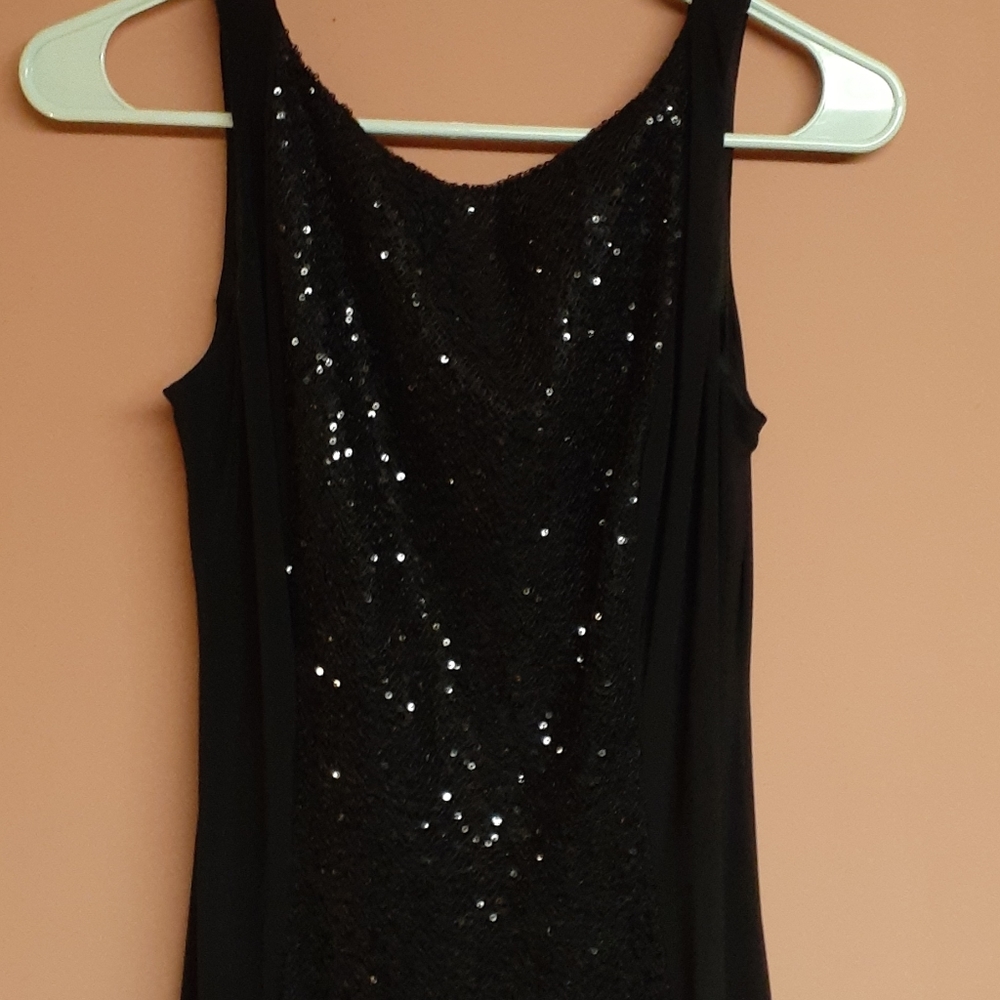 Dress - Picture 2 of 7